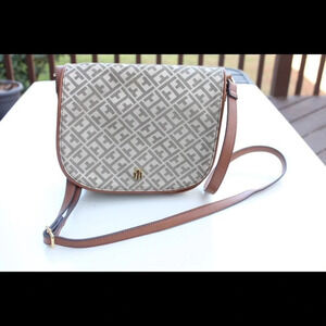 Tommy Hilfiger cross body bag